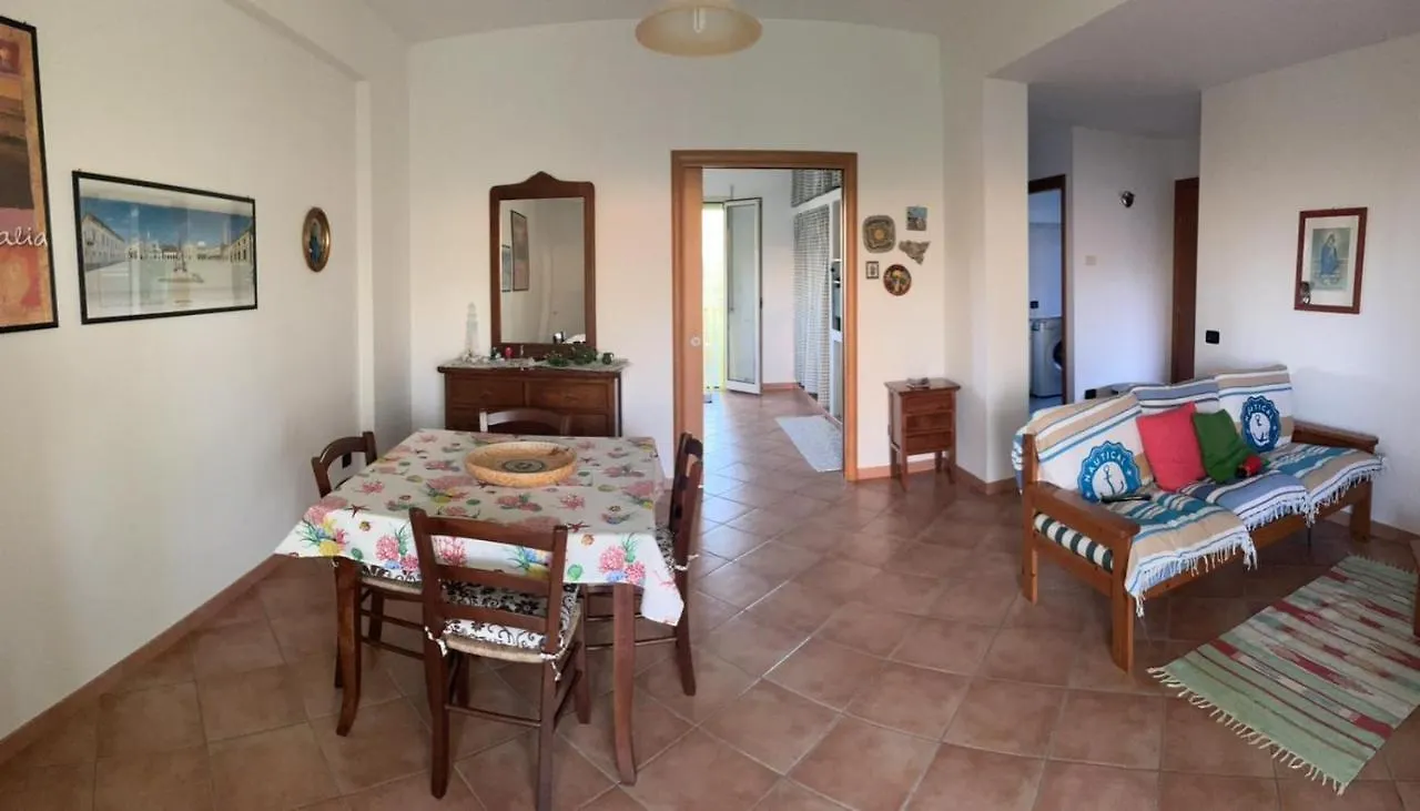 Bounganville 127 Alcamo Marina İtalya